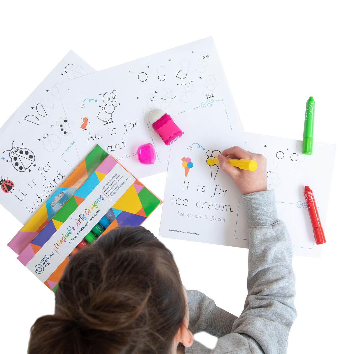 ■ Love Writing Co - 3-in-1 Washable Arty Crayons - Pack of 12 by Love Writing Co. on Schoolbooks.ie